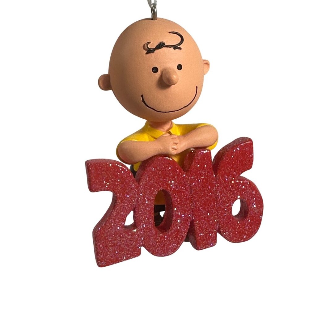 Hallmark 2016 Charlie Brown Peanuts Christmas Ornament W/ Glittered Red Numbers